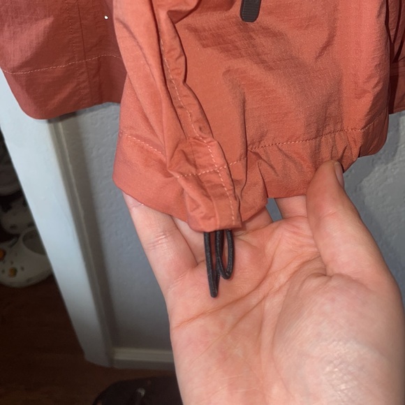 Lululemon Running Jacket - Picture 5 of 7